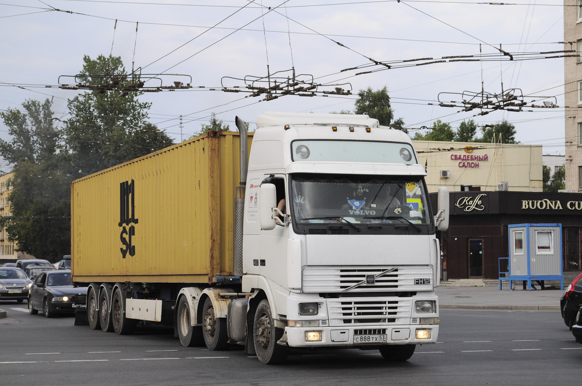 Новгородская область, № С 888 ТХ 53 — Volvo ('1993) FH12.460