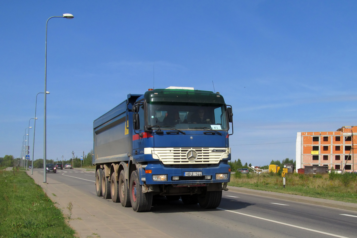 Литва, № HBU 144 — Mercedes-Benz Actros ('1997)