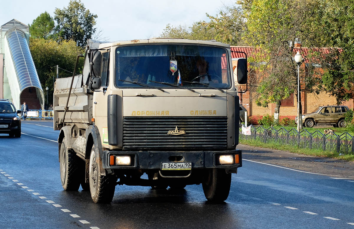 Московская область, № Е 365 МА 90 — МАЗ-5551 [555100]