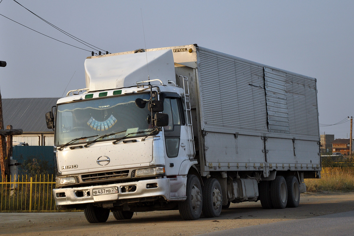 Хабаровский край, № В 437 МВ 27 — Hino Profia