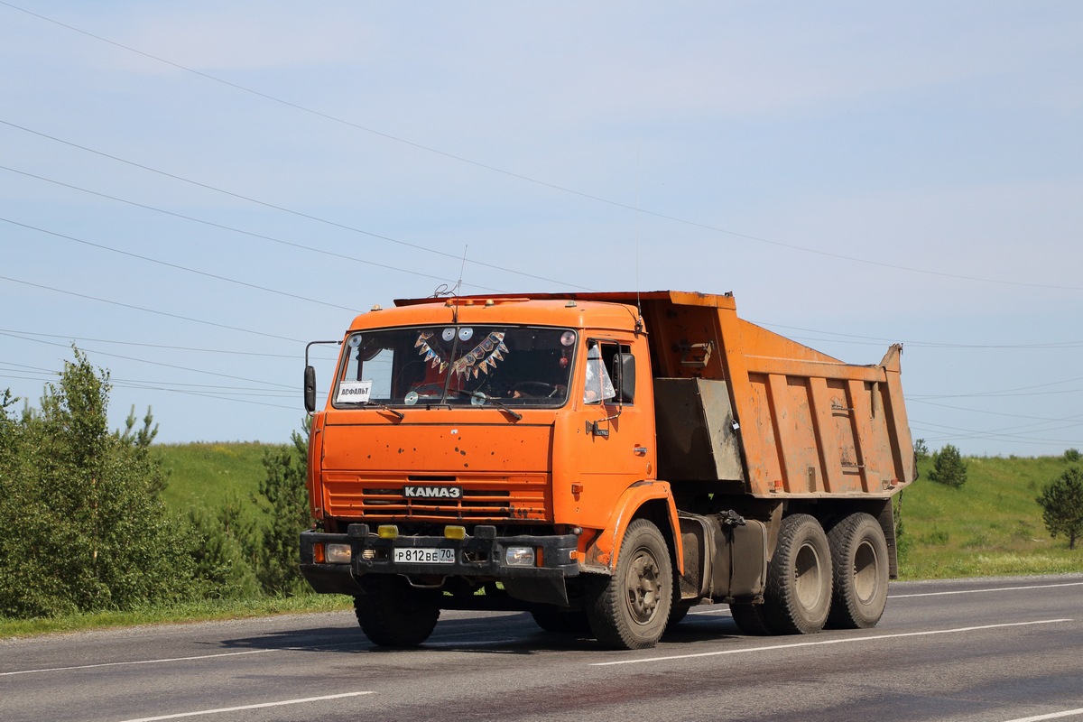 Томская область, № Р 812 ВЕ 70 — КамАЗ-65115-02 [65115C]