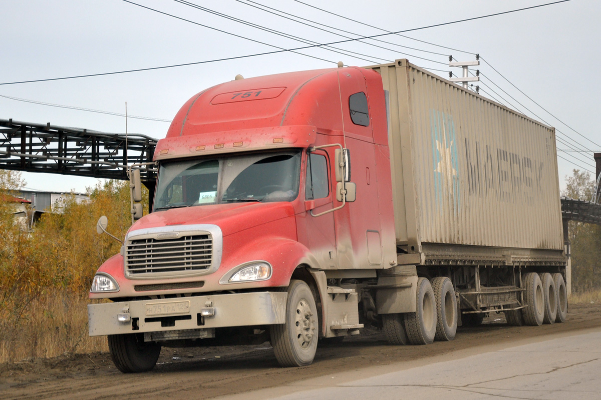 Приморский край, № Н 751 РА 125 — Freightliner Columbia