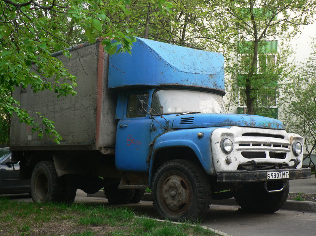 Москва, № Б 9807 МТ — ЗИЛ-130