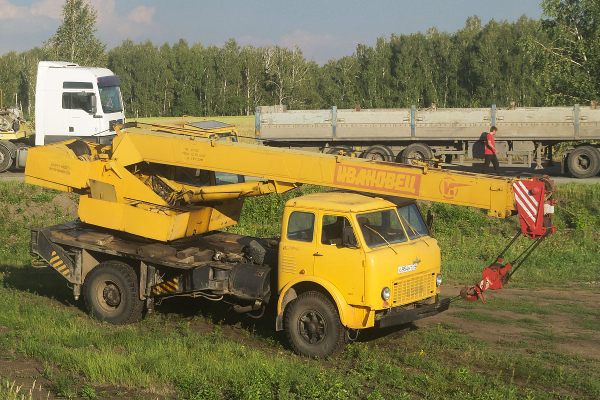 Челябинская область, № О 954 НТ 74 — МАЗ-5334