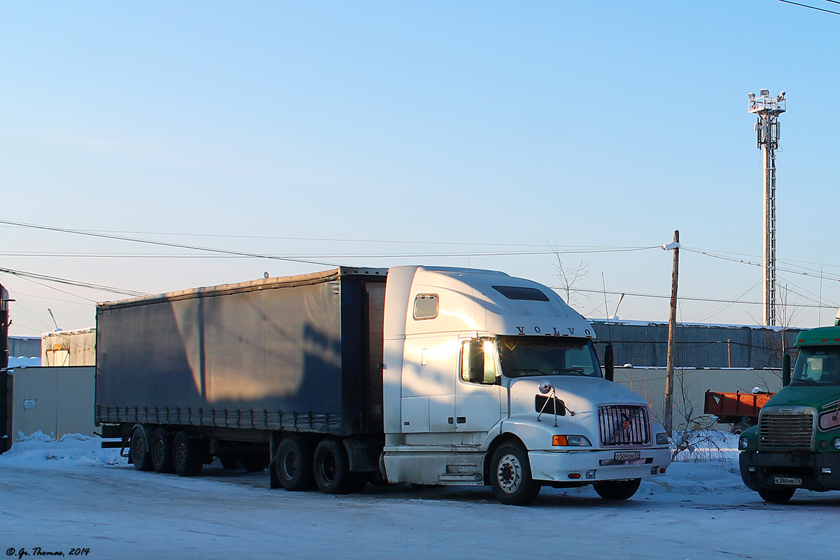 Орловская область, № О 504 ОН 57 — Volvo VNL660