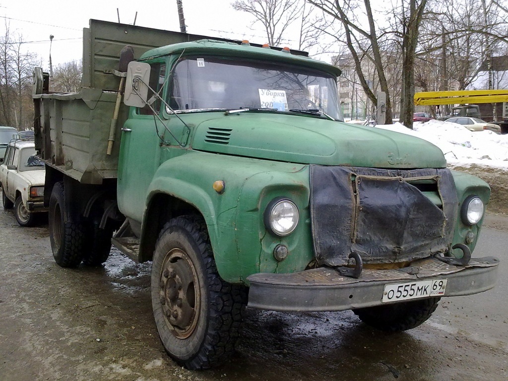 Тверская область, № О 555 МК 69 — ЗИЛ-130Д1