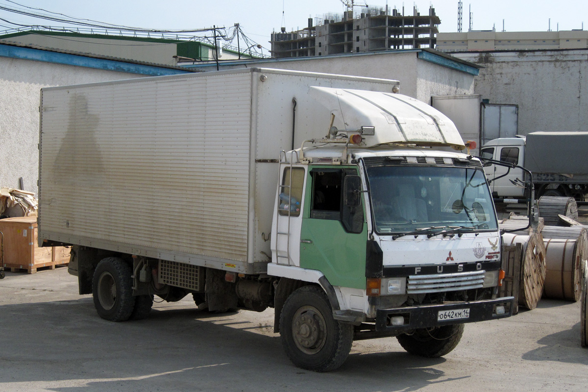 Саха (Якутия), № О 642 КМ 14 — Mitsubishi Fuso Fighter