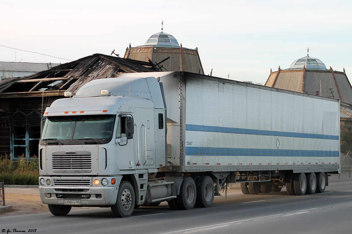 Приморский край, № К 898 УВ 125 — Freightliner Argosy