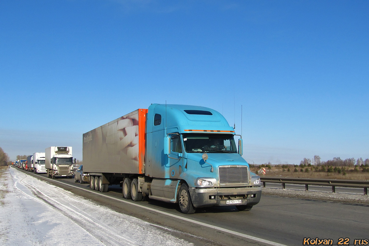 Новосибирская область, № А 310 УТ 154 — Freightliner Century Class