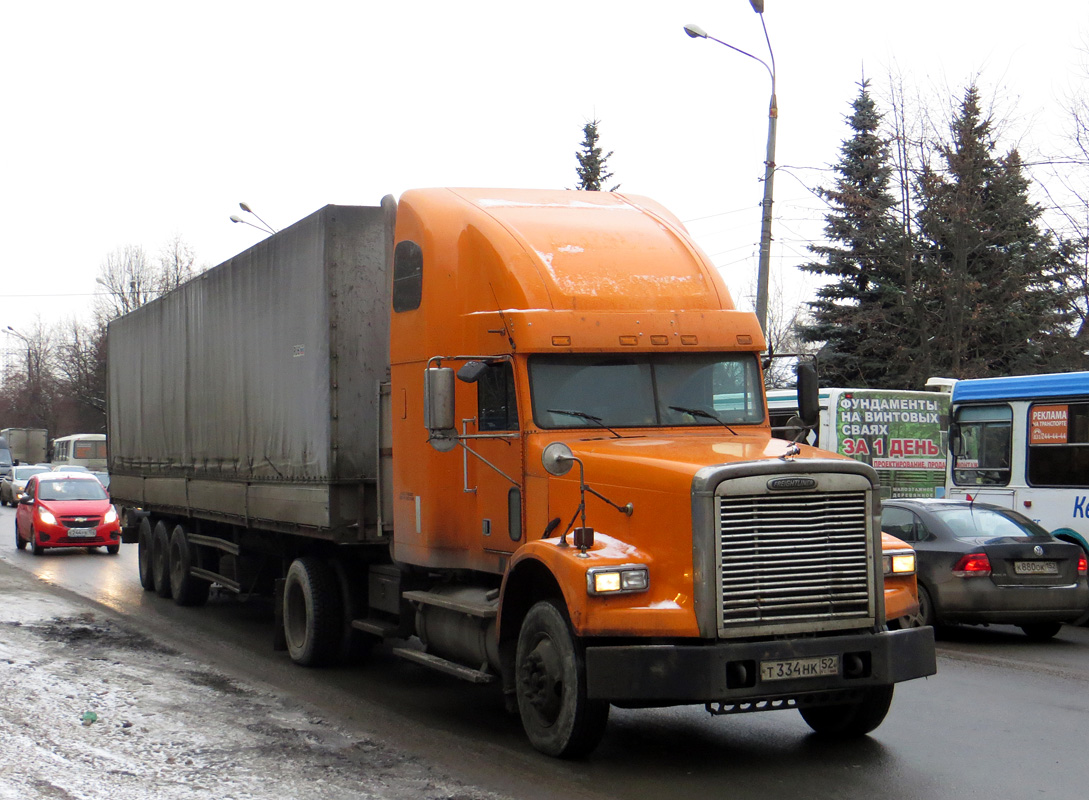 Нижегородская область, № Т 334 НК 52 — Freightliner FLD 120 SD