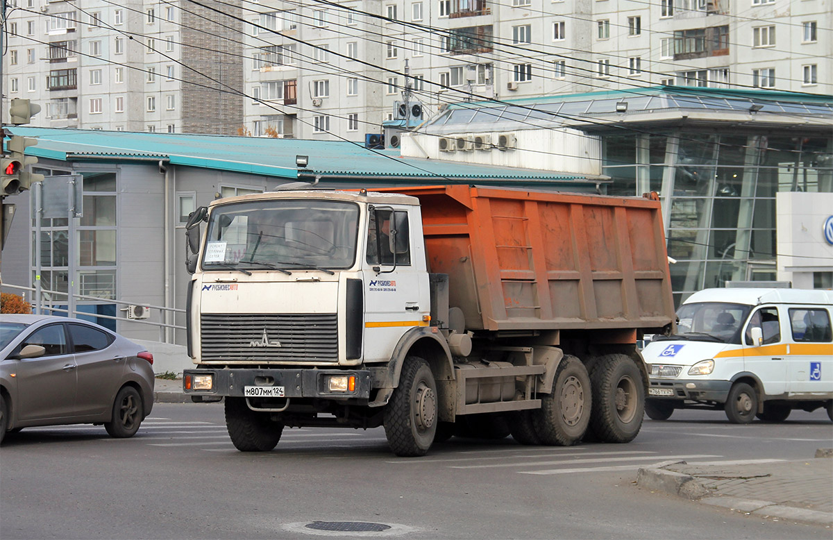 Красноярский край, № М 807 ММ 124 — МАЗ-5516A5