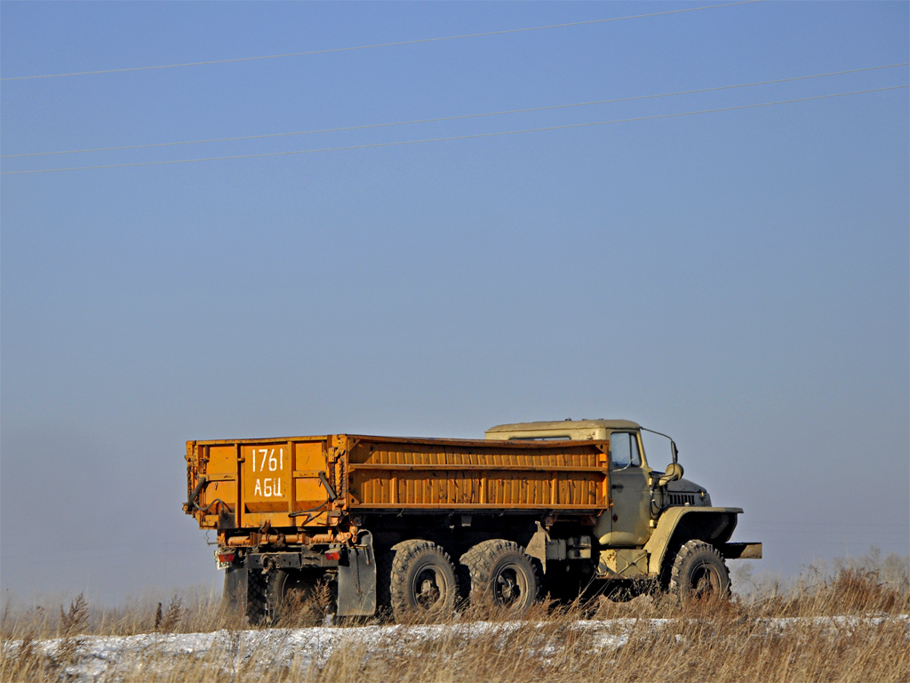 Алтайский край, № 1761 АБЦ — Урал-5557