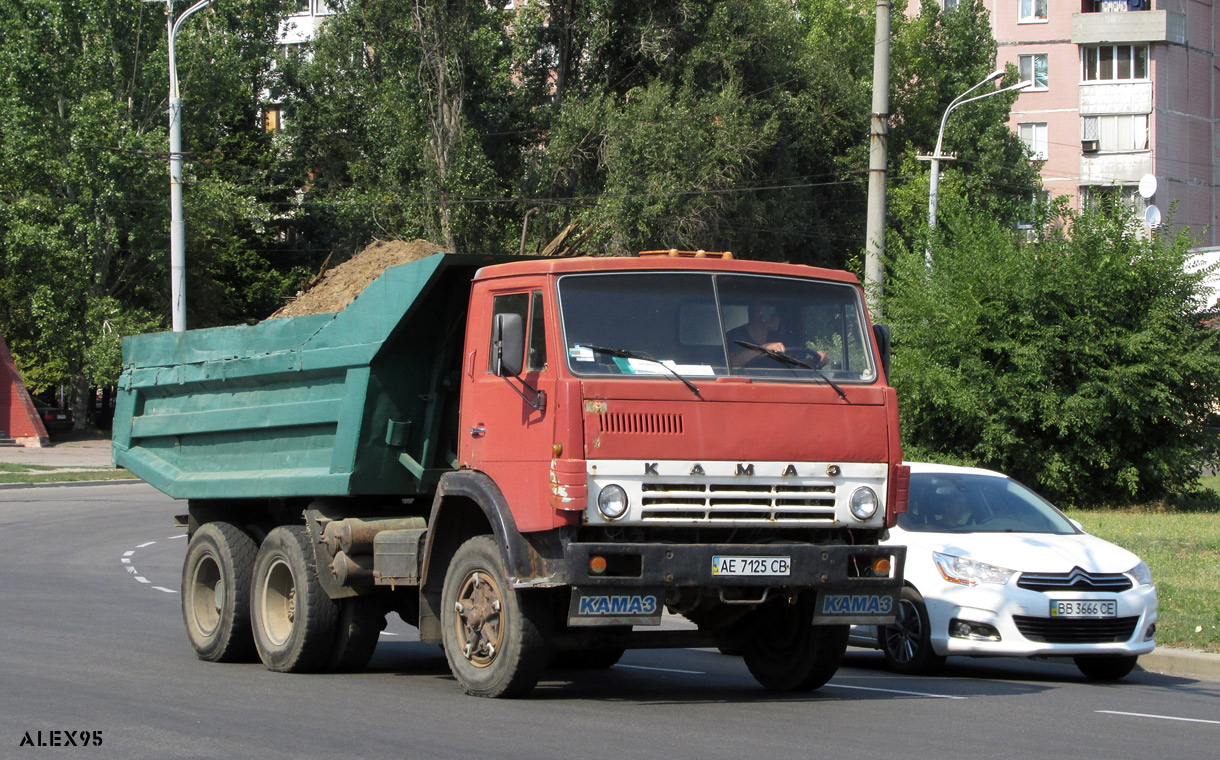 Днепропетровская область, № АЕ 7125 СВ — КамАЗ-5511