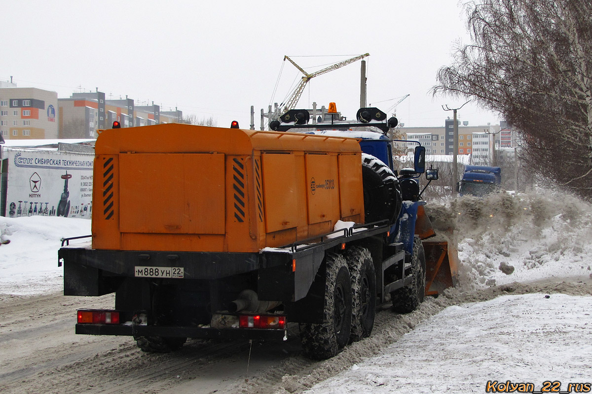 Алтайский край, № М 888 УН 22 — Урал-4320-40