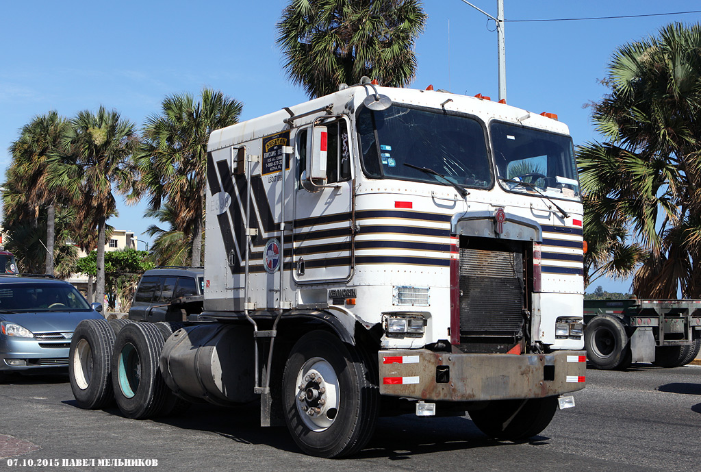 Доминиканская Республика, № (DO) U/N 0005 — Kenworth K100