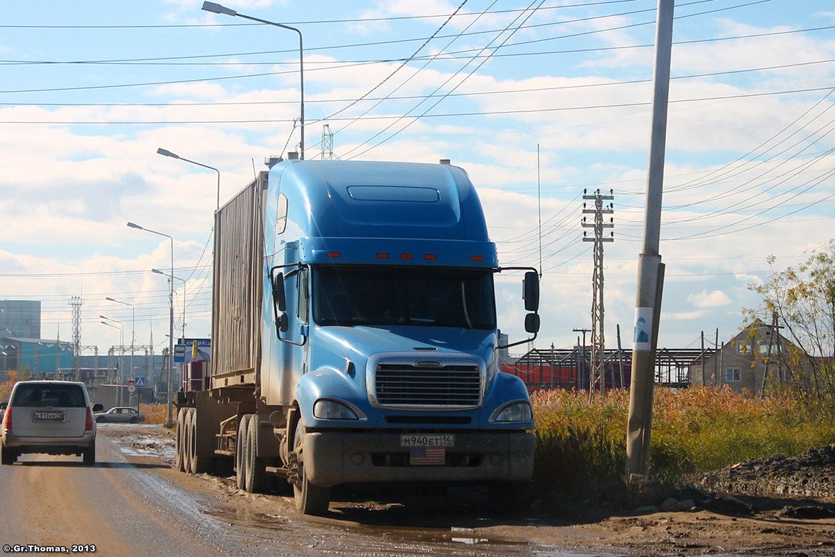 Саха (Якутия), № М 940 ЕТ 14 — Freightliner Columbia