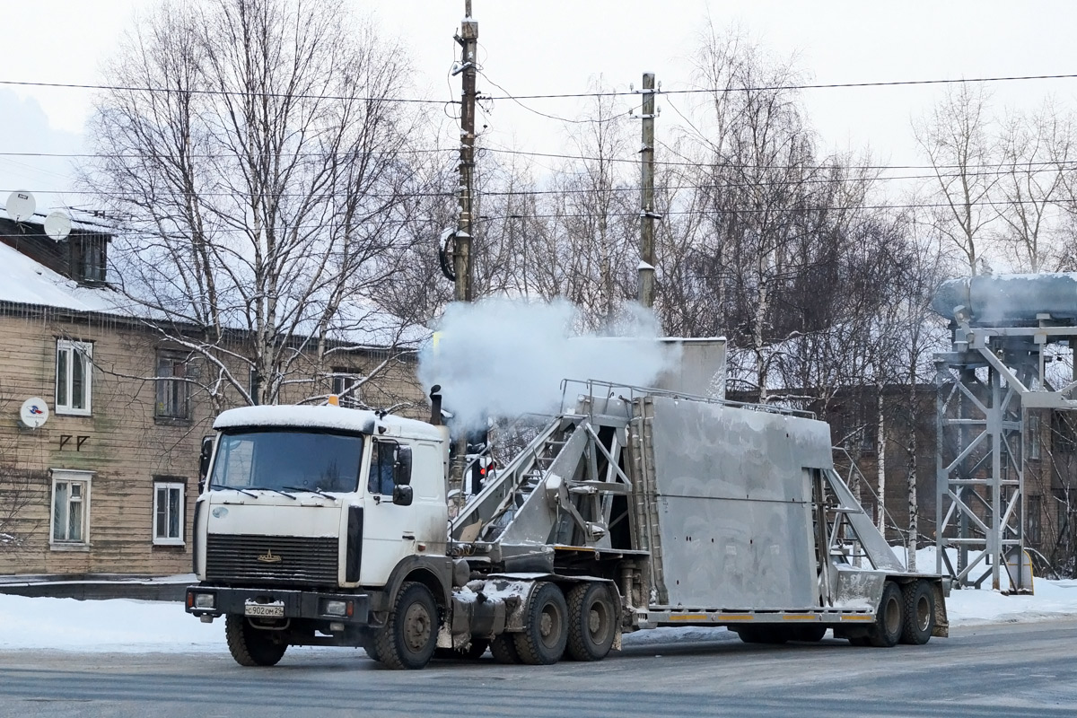 Архангельская область, № С 902 ОМ 29 — МАЗ-64229