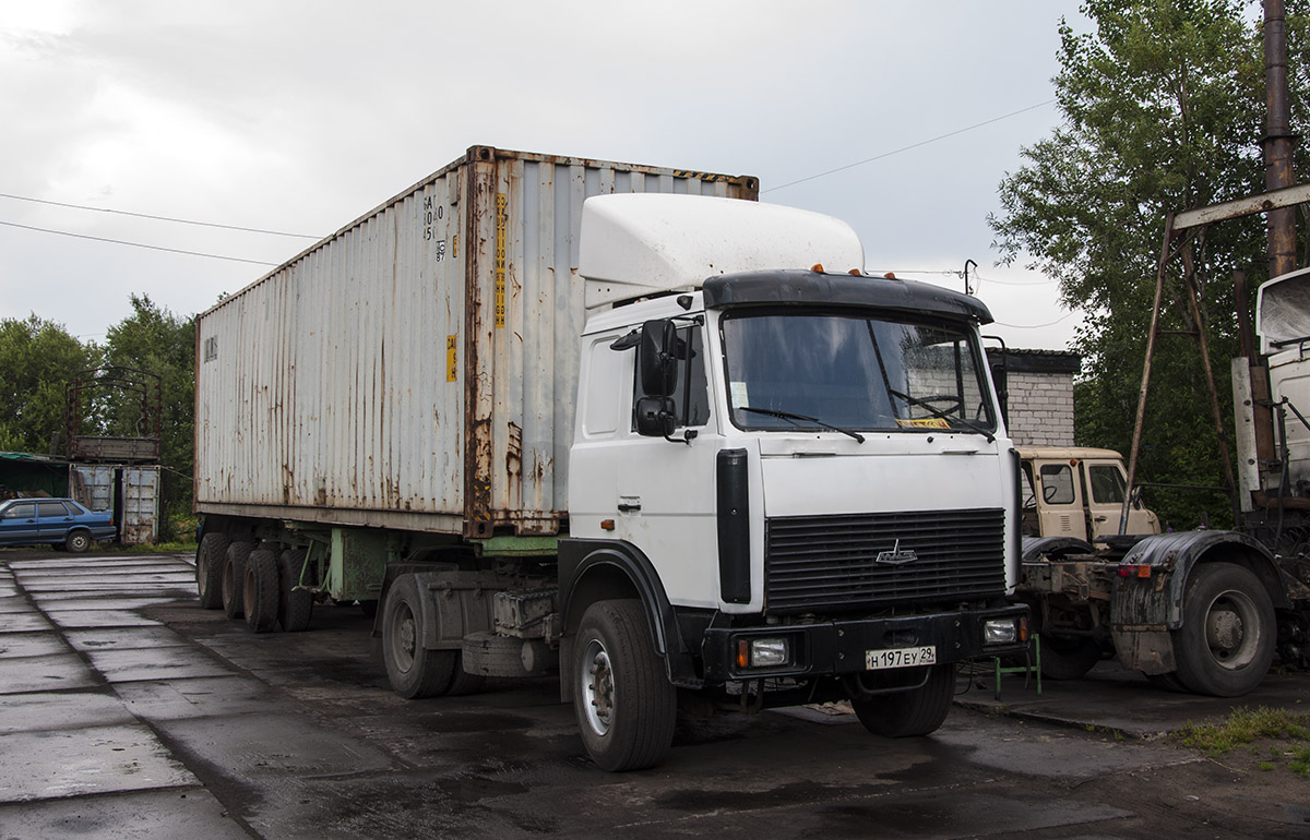 Архангельская область, № Н 197 ЕУ 29 — МАЗ-5432A3