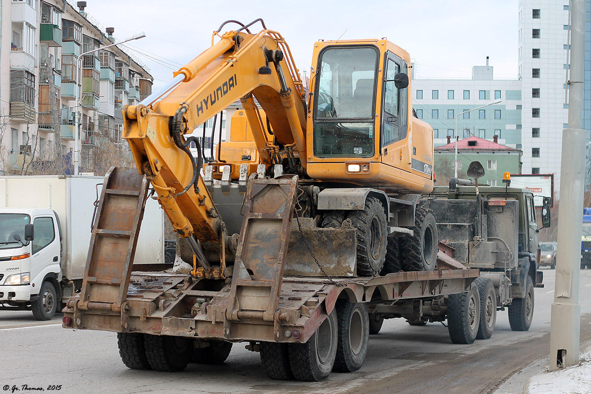 Саха (Якутия), № К 040 АВ 14 — КамАЗ-43101; Саха (Якутия), № 4900 РМ 14 — Hyundai R170W