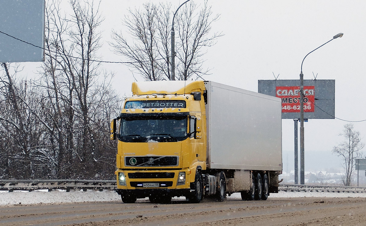 Пензенская область, № М 934 НС 58 — Volvo ('2002) FH-Series