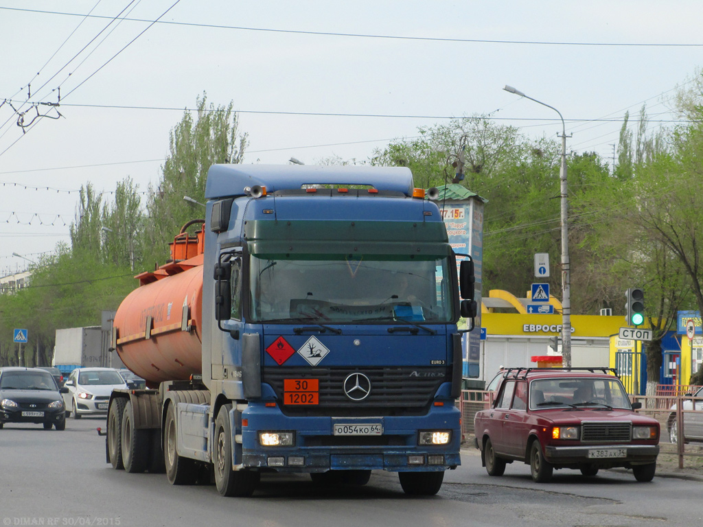 Саратовская область, № О 054 КО 64 — Mercedes-Benz Actros ('1997) 1846