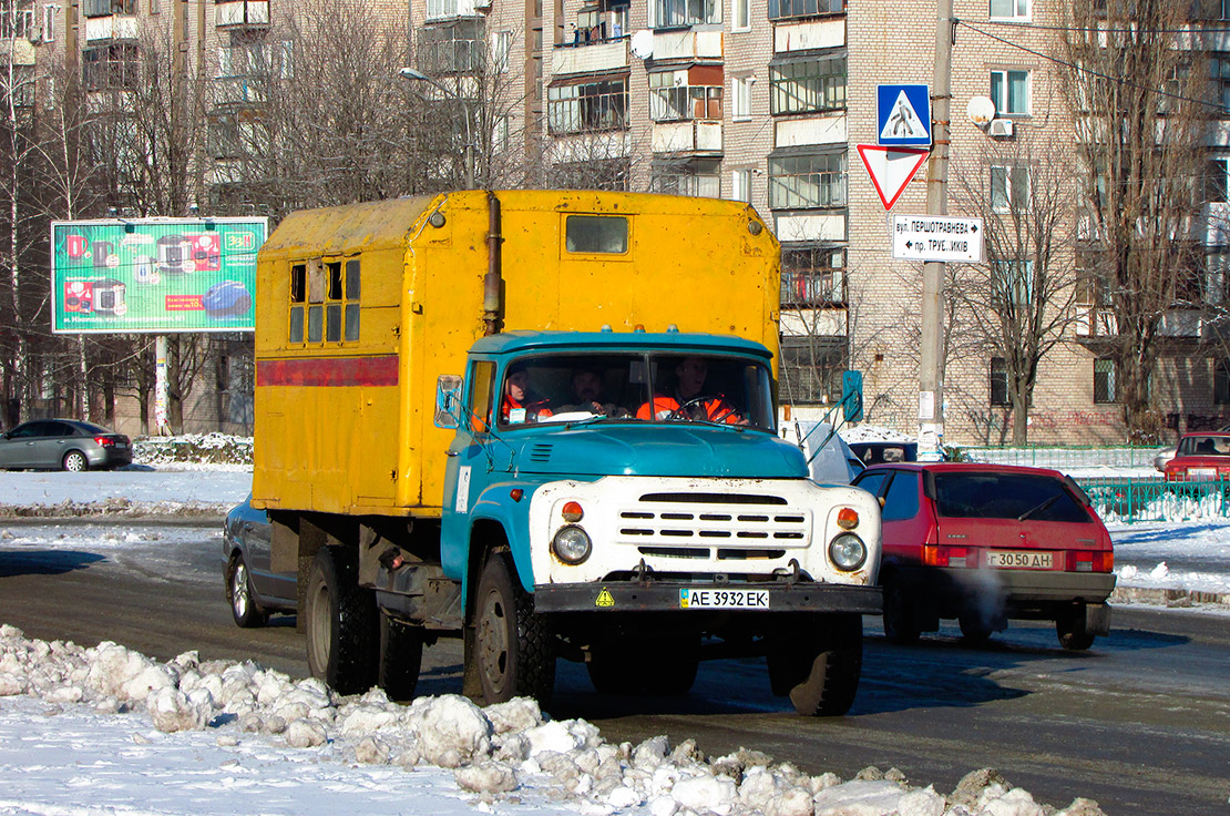 Днепропетровская область, № АЕ 3932 ЕК — ЗИЛ-130