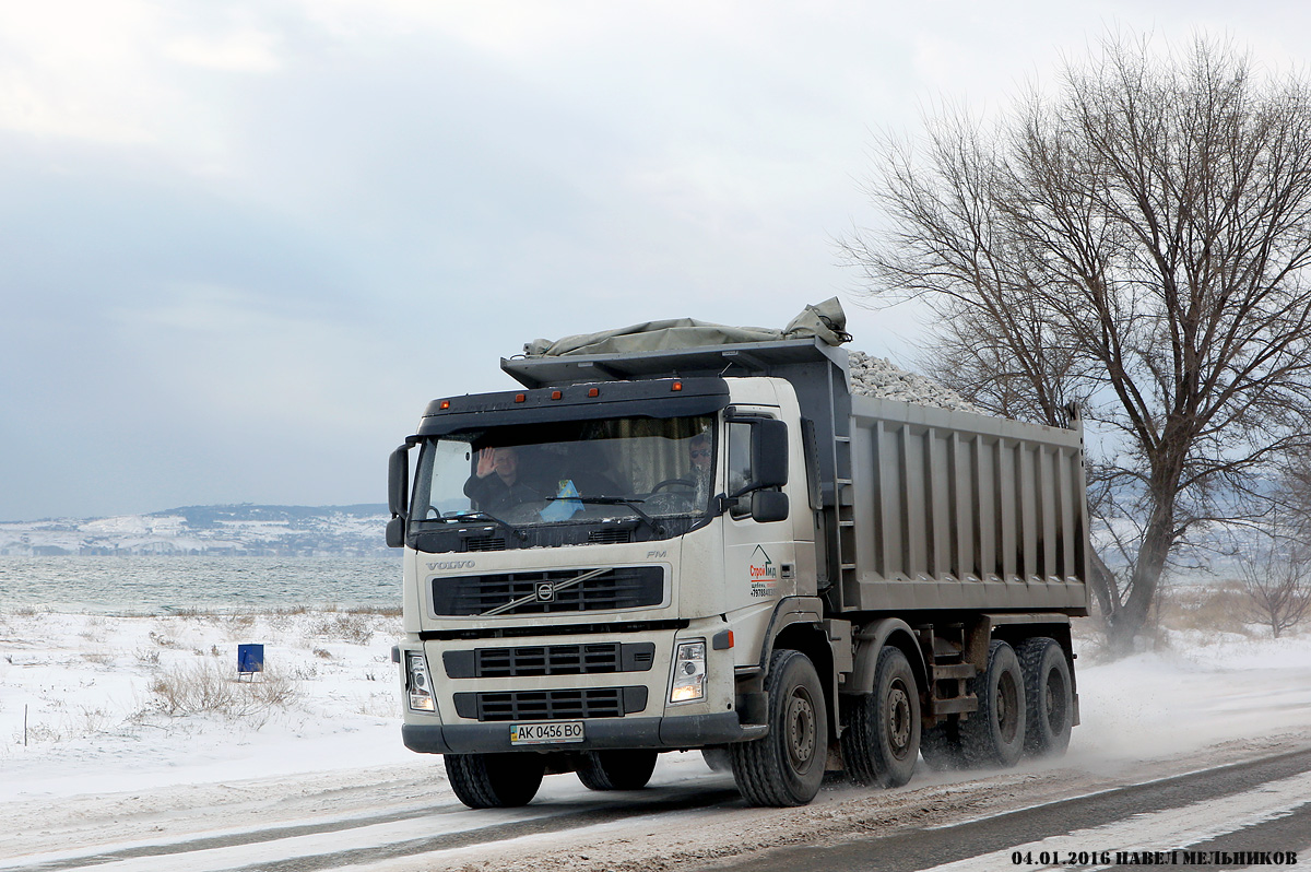 Крым, № АК 0456 ВО — Volvo ('2002) FM12.440