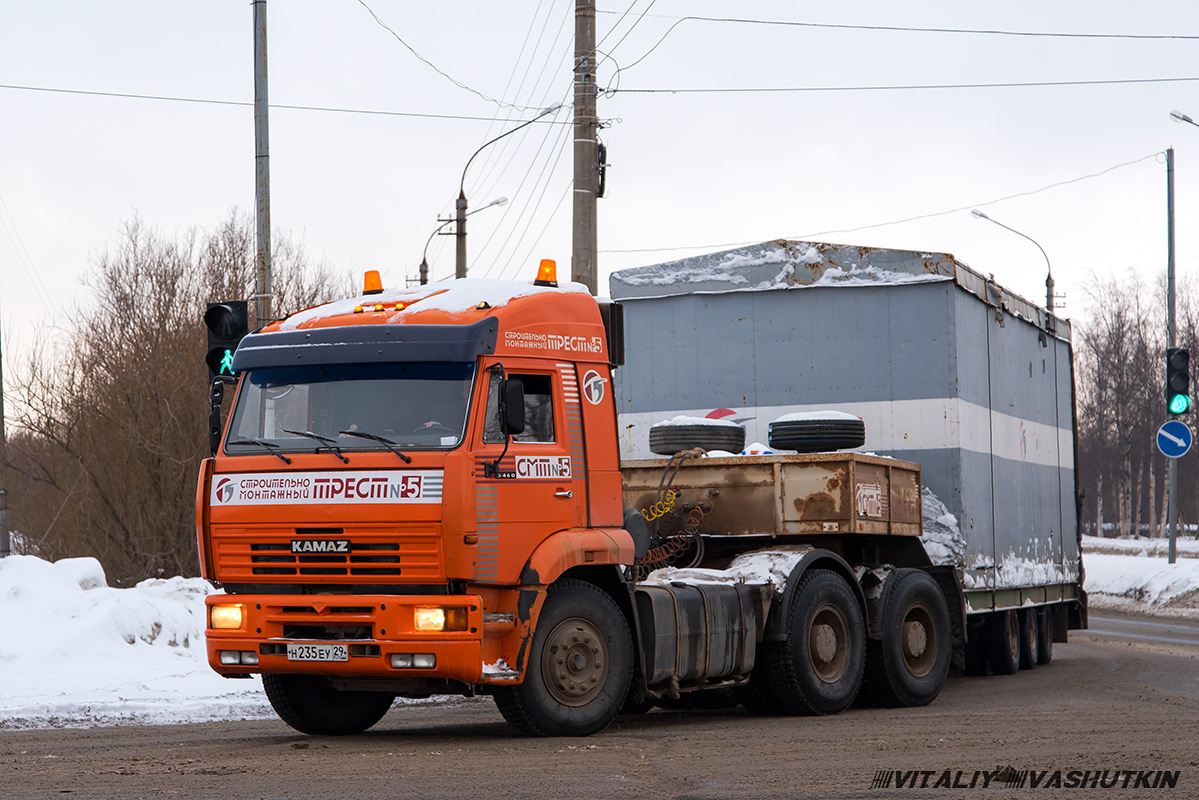 Архангельская область, № Н 235 ЕУ 29 — КамАЗ-6460-63