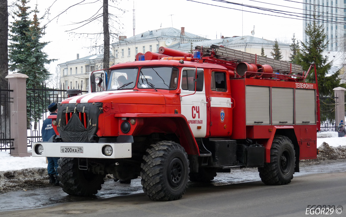 Архангельская область, № Е 200 КА 29 — Урал-43206-41