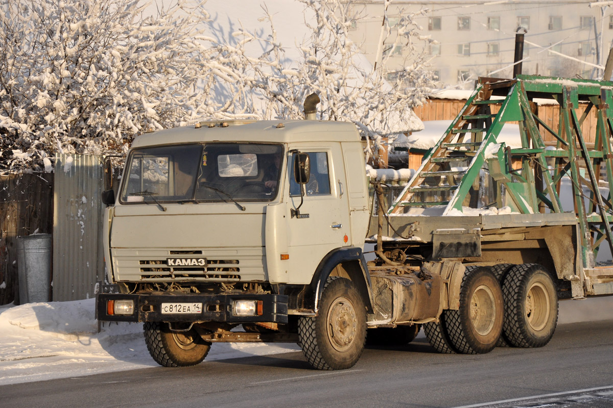 Саха (Якутия), № С 812 ЕА 14 — КамАЗ-54115 [541150]