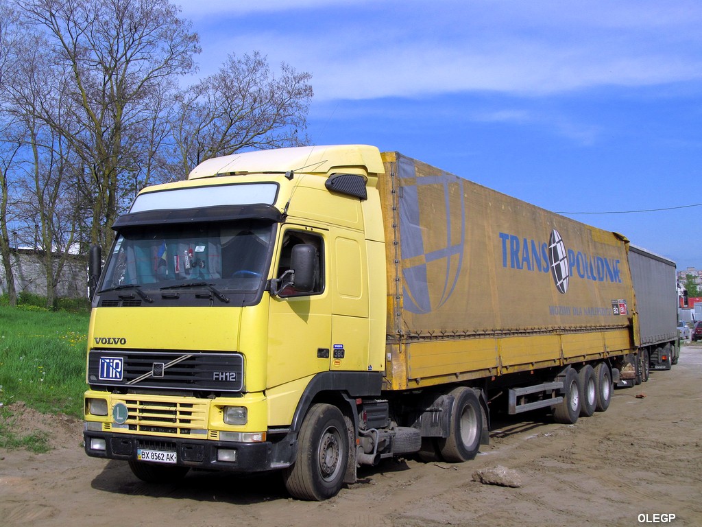 Хмельницкая область, № ВХ 8562 АК — Volvo ('1993) FH12.380