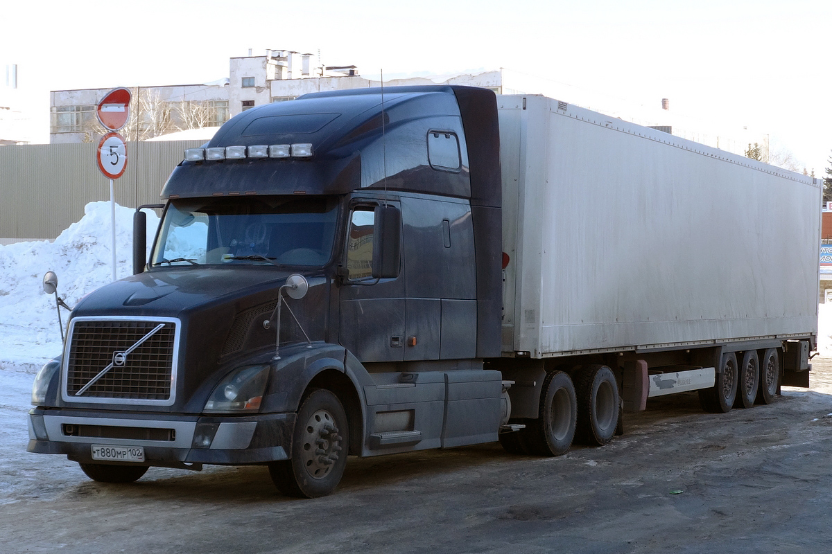 Башкортостан, № Т 880 МР 102 — Volvo VNL670