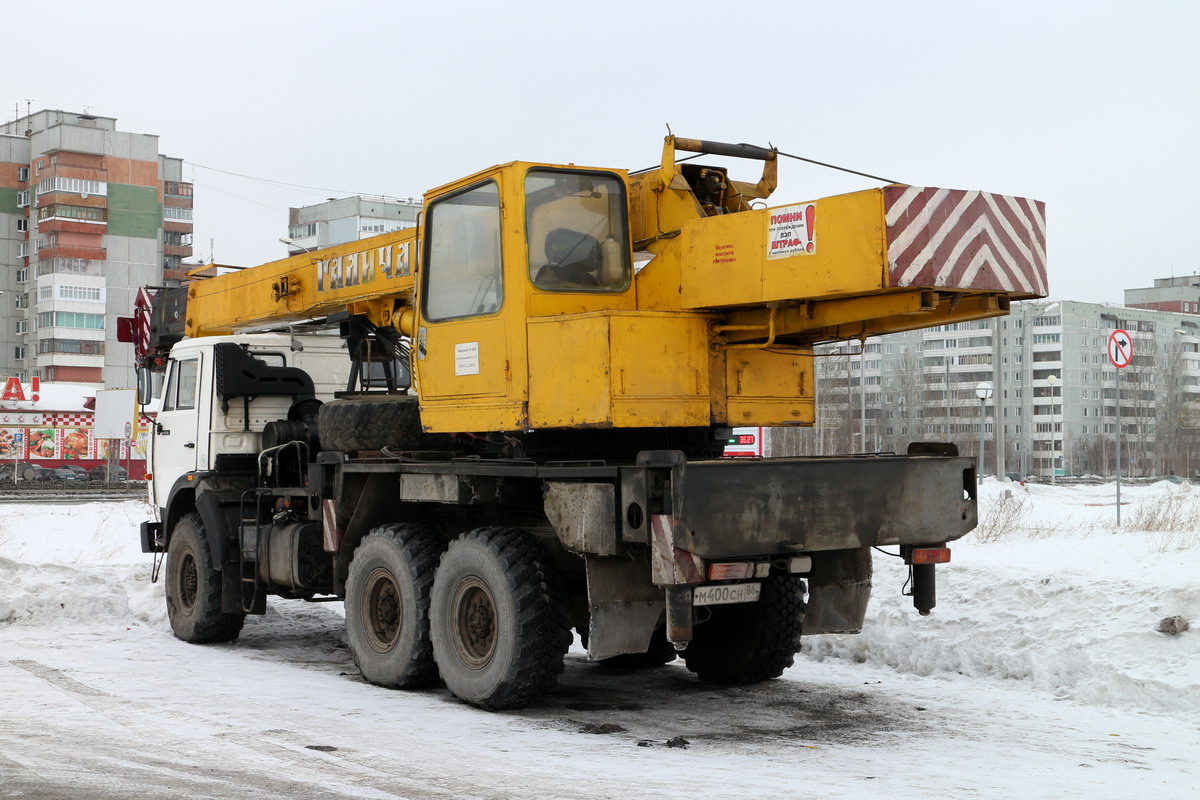 Ханты-Мансийский автоном.округ, № М 400 СН 86 — КамАЗ-43118-15 [43118R]