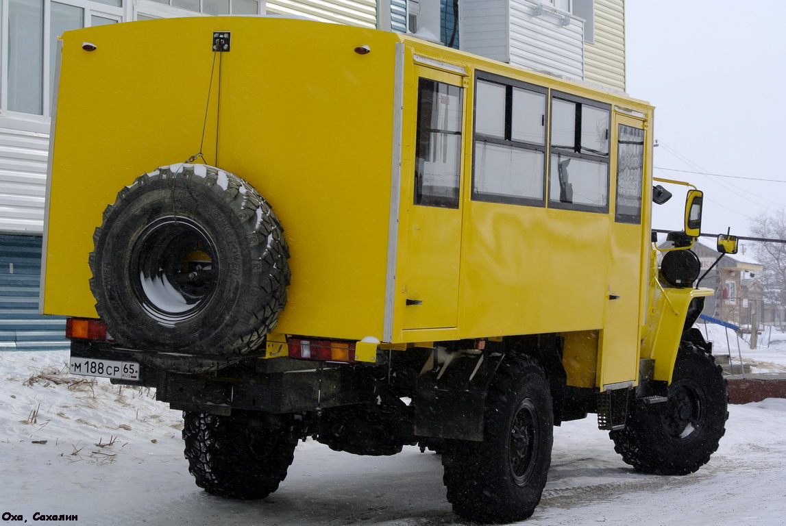 Сахалинская область, № М 188 СР 65 — Урал-32552-61