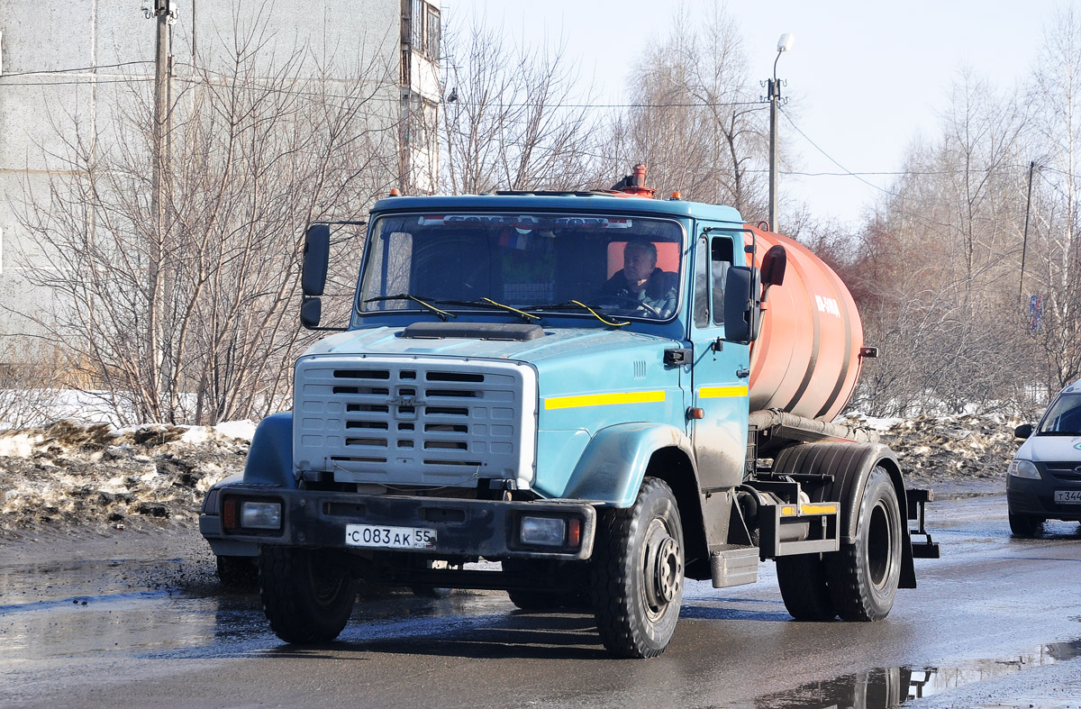Омская область, № С 083 АК 55 — ЗИЛ-432932