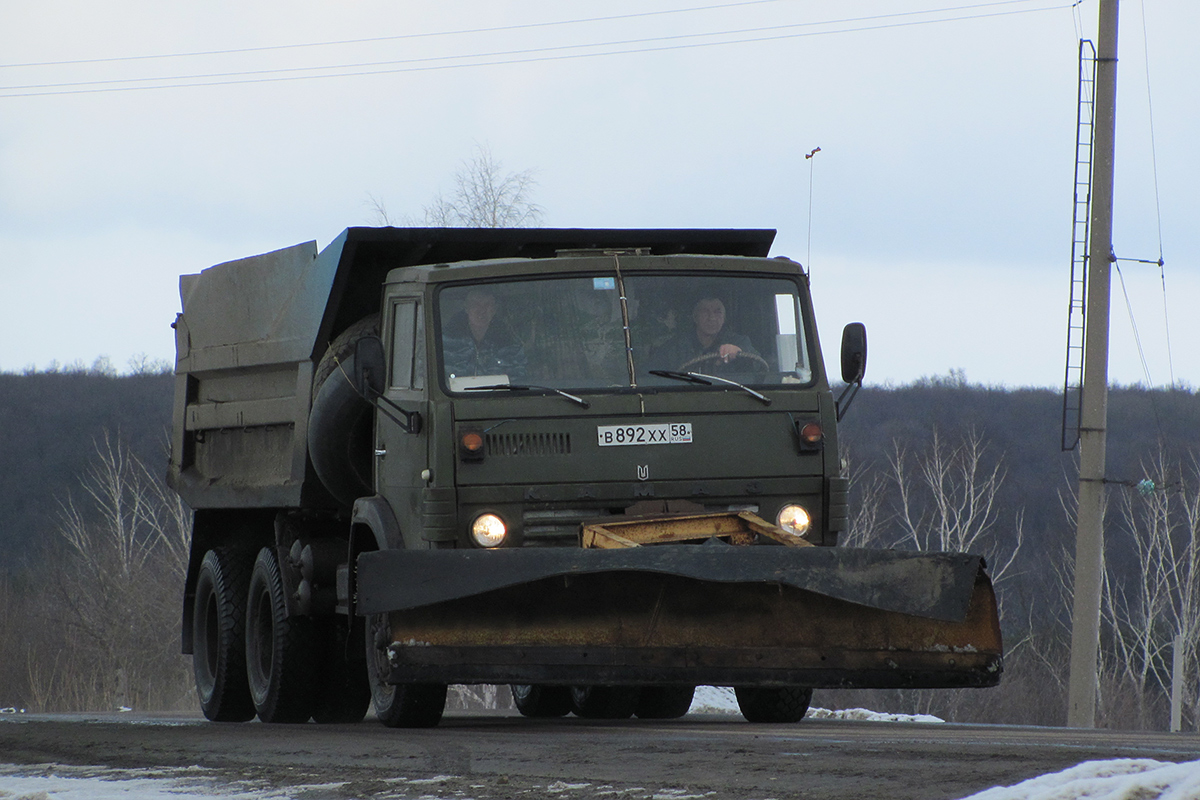 Пензенская область, № В 892 ХХ 58 — КамАЗ-55111 [551110]