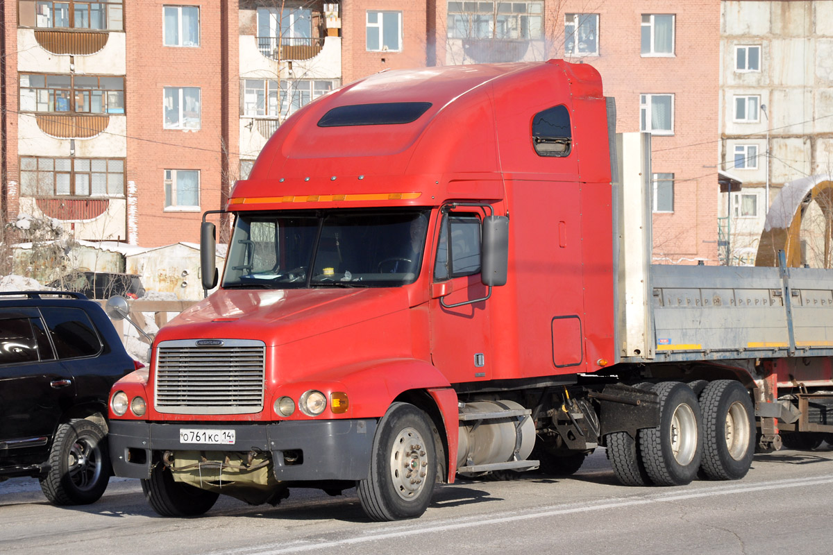 Саха (Якутия), № О 761 КС 14 — Freightliner Century Class