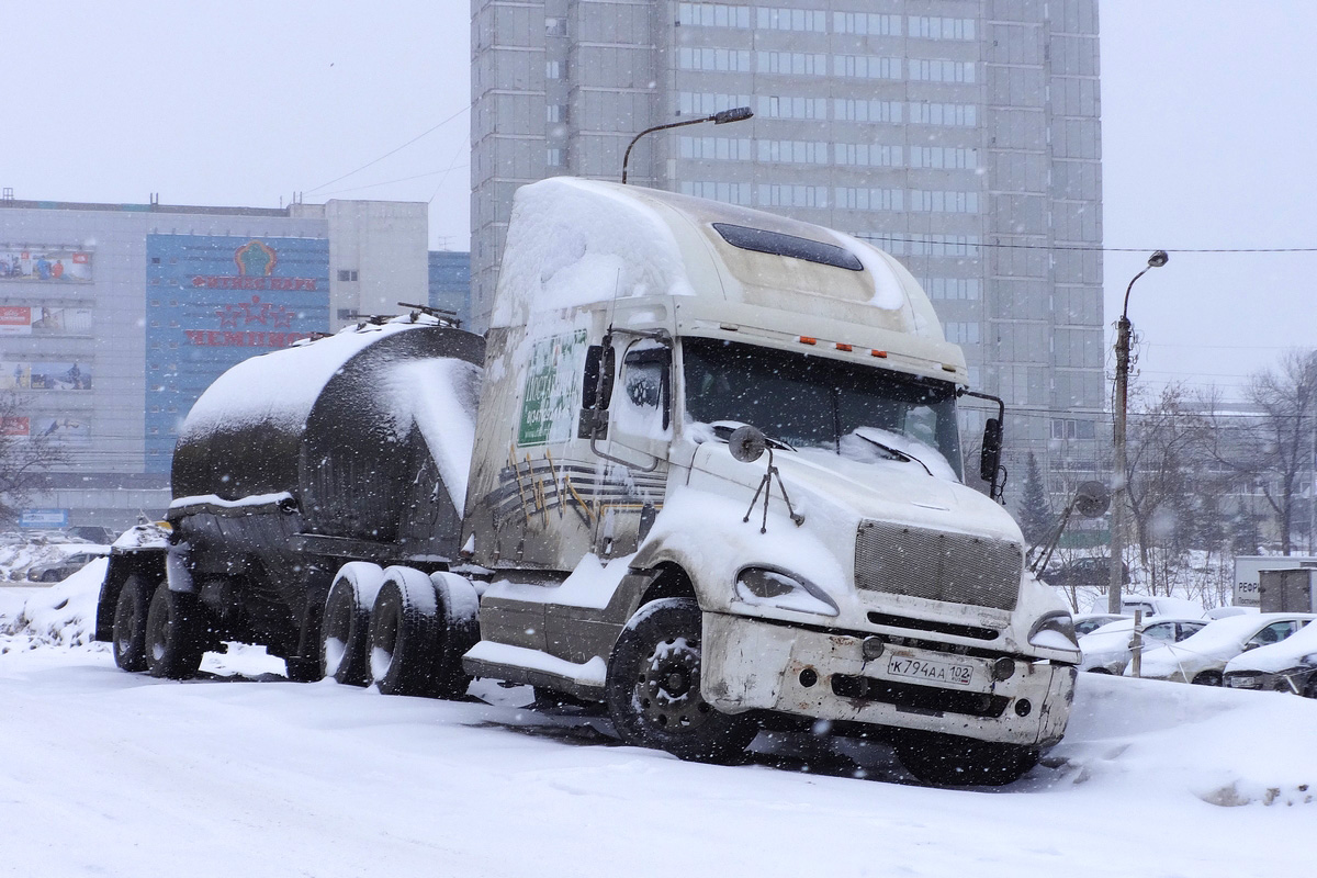 Башкортостан, № К 794 АА 102 — Freightliner Columbia