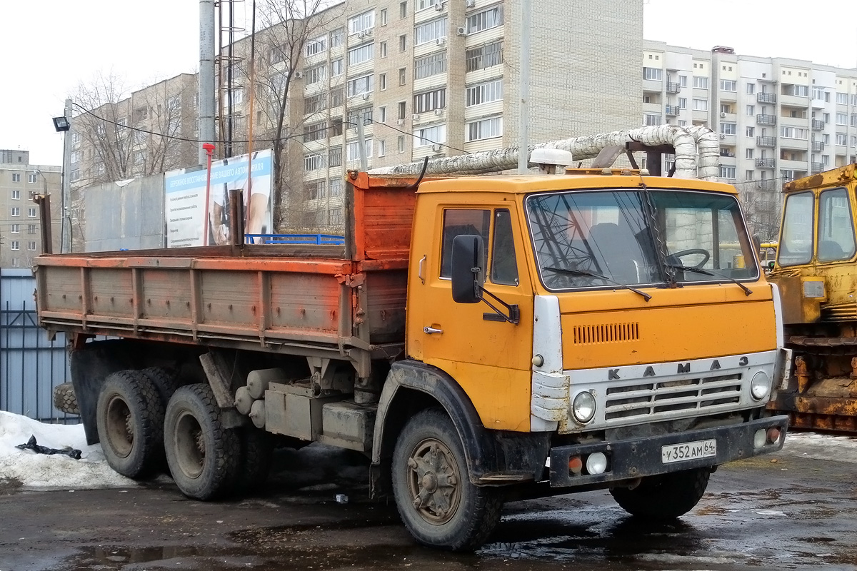 Саратовская область, № У 352 АМ 64 — КамАЗ-5320