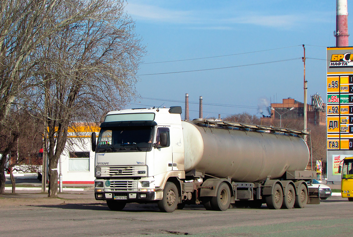 Одесская область, № ВН 1816 ЕМ — Volvo ('1993) FH12.420