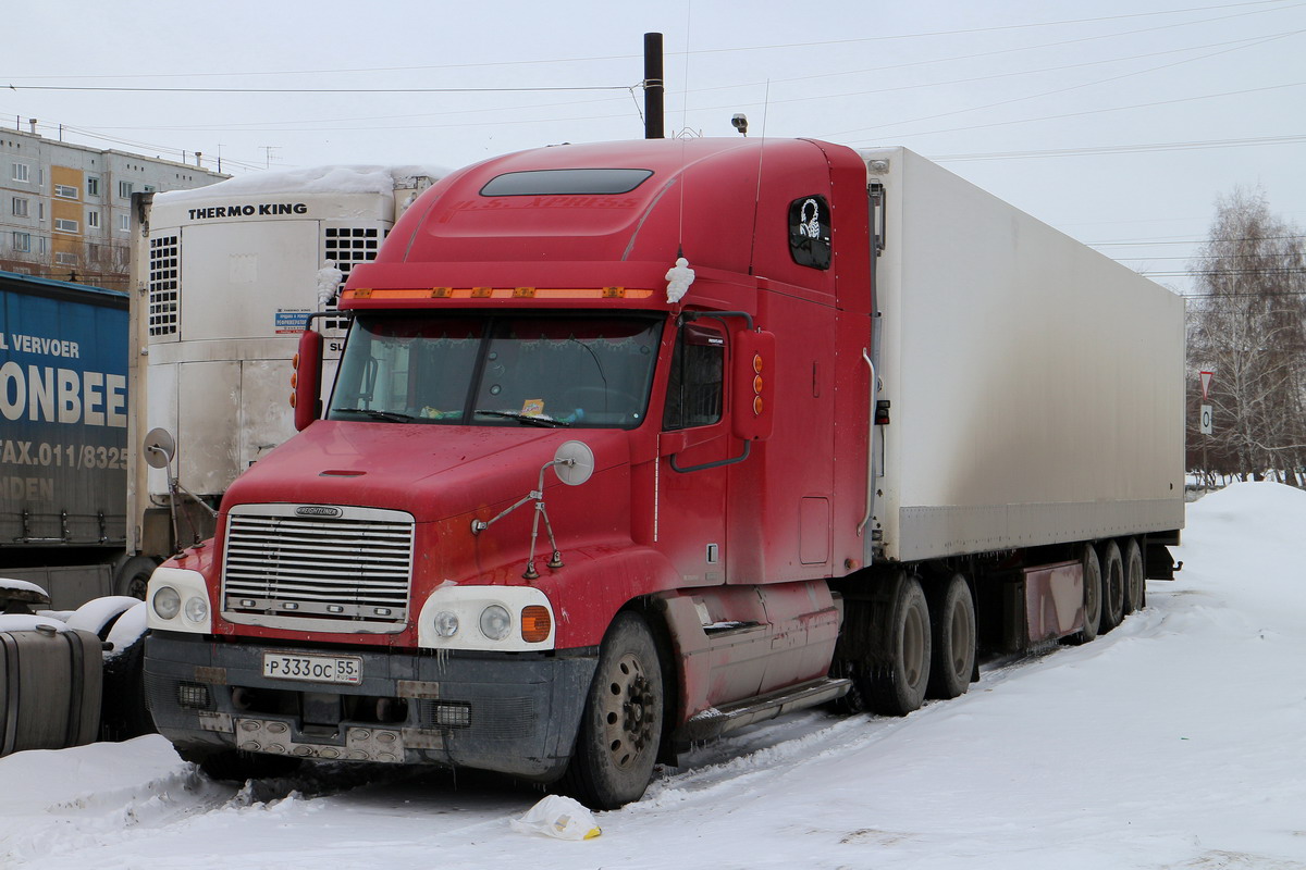 Омская область, № Р 333 ОС 55 — Freightliner Century Class