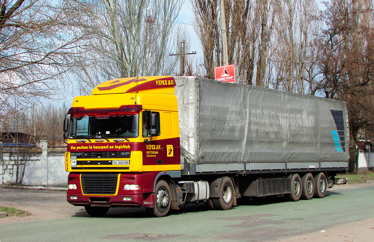 Волынская область, № АС 0028 ВВ — DAF XF95 FT