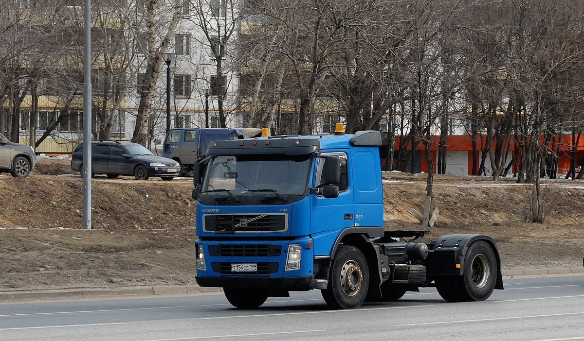 Москва, № Т 154 СЕ 199 — Volvo ('2002) FM.340 [X9P]