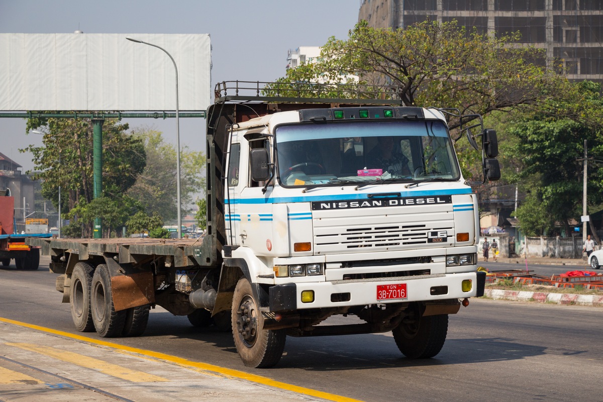 Мьянма, № 3B-7016 — Nissan Diesel Resona