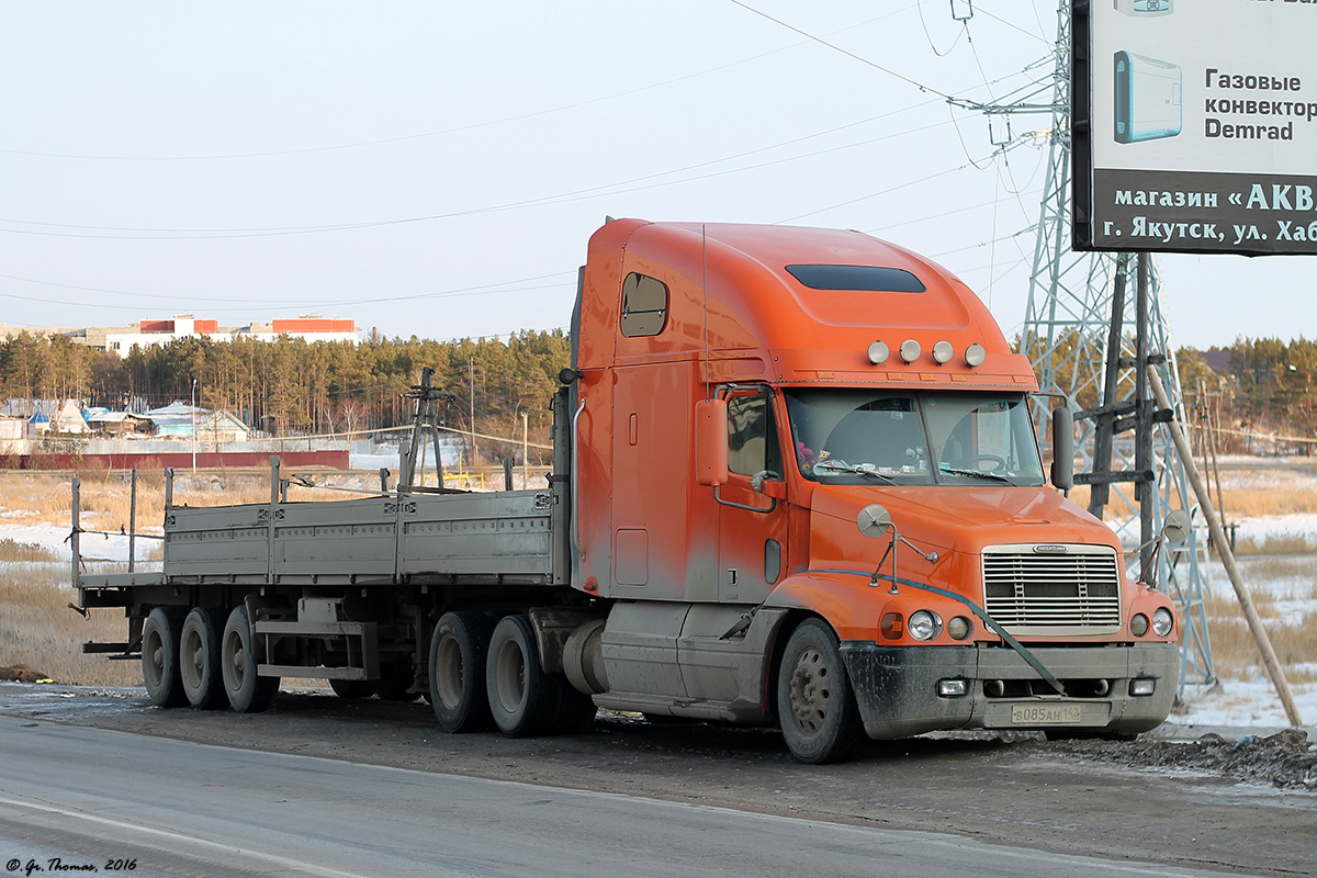 Кемеровская область, № В 085 АН 142 — Freightliner Century Class