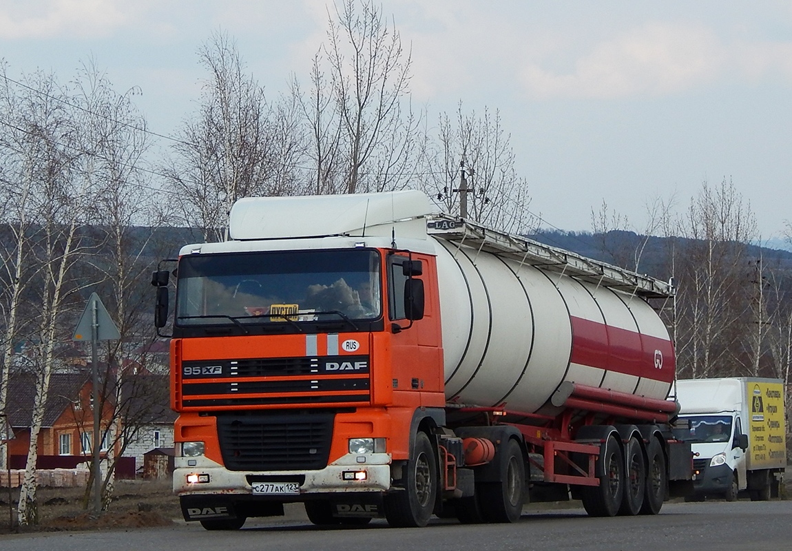 Краснодарский край, № С 277 АК 123 — DAF 95XF FT