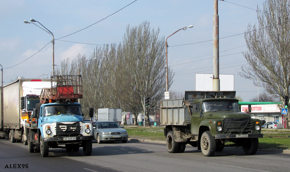 Днепропетровская область, № АЕ 3639 АН — ЗИЛ-431610; Днепропетровская область, № 396-22 АА — ЗИЛ-130Д1