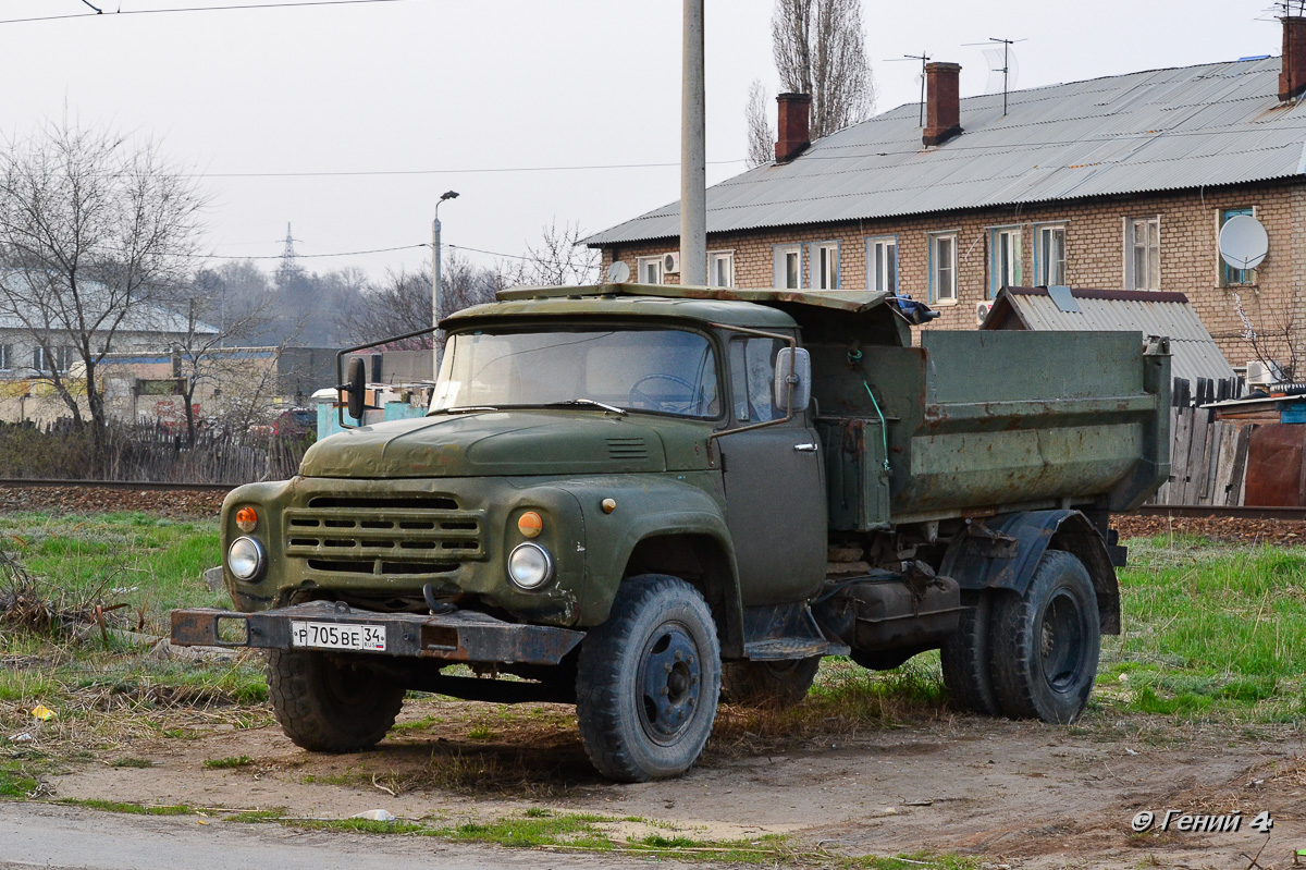 Волгоградская область, № Р 705 ВЕ 34 — ЗИЛ-495710