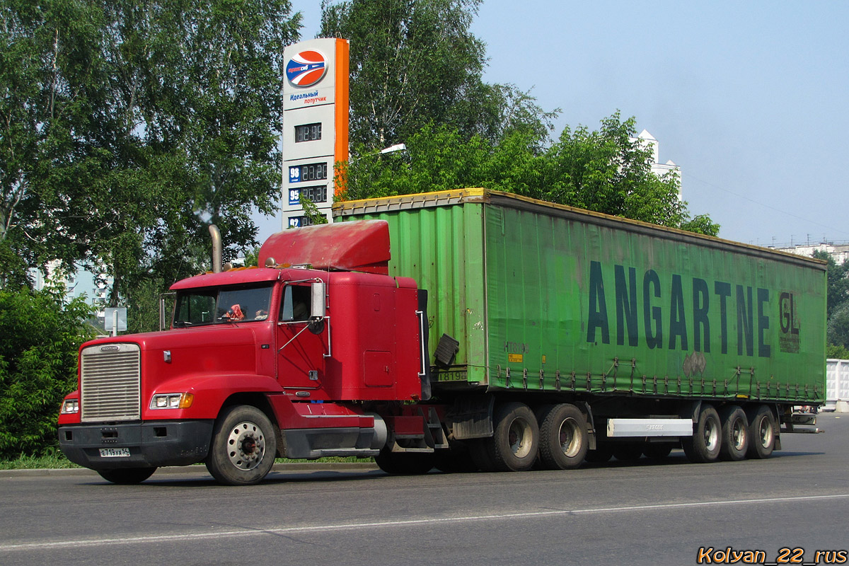 Новосибирская область, № Е 719 УХ 54 — Freightliner FLD 120