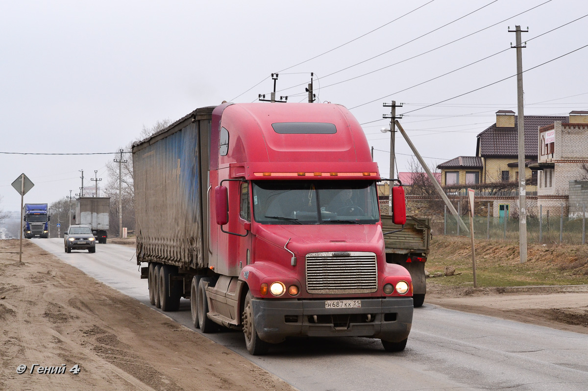 Белгородская область, № Н 687 КК 31 — Freightliner Century Class